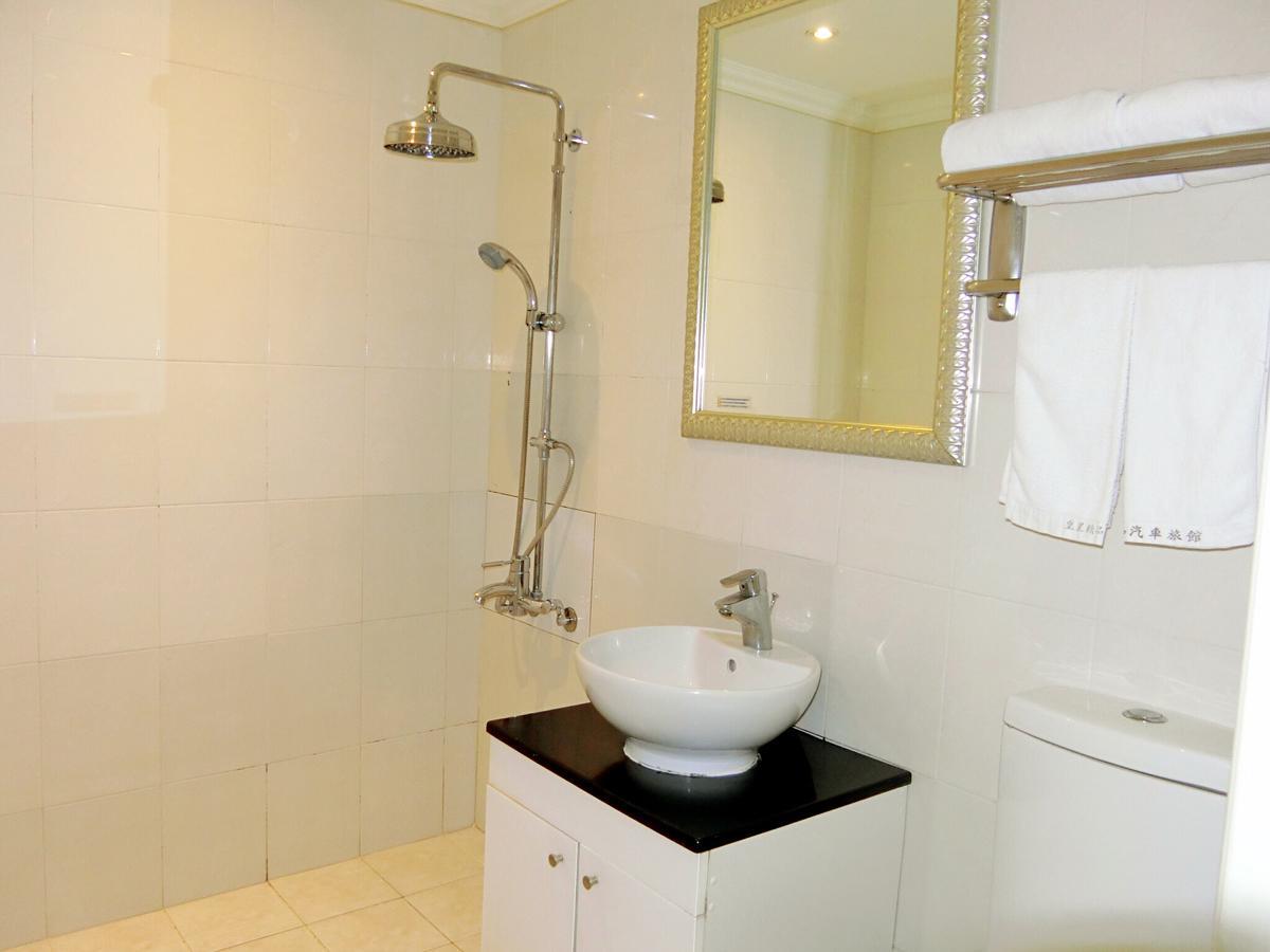 Huang Xing Motel Pingtung Buitenkant foto
